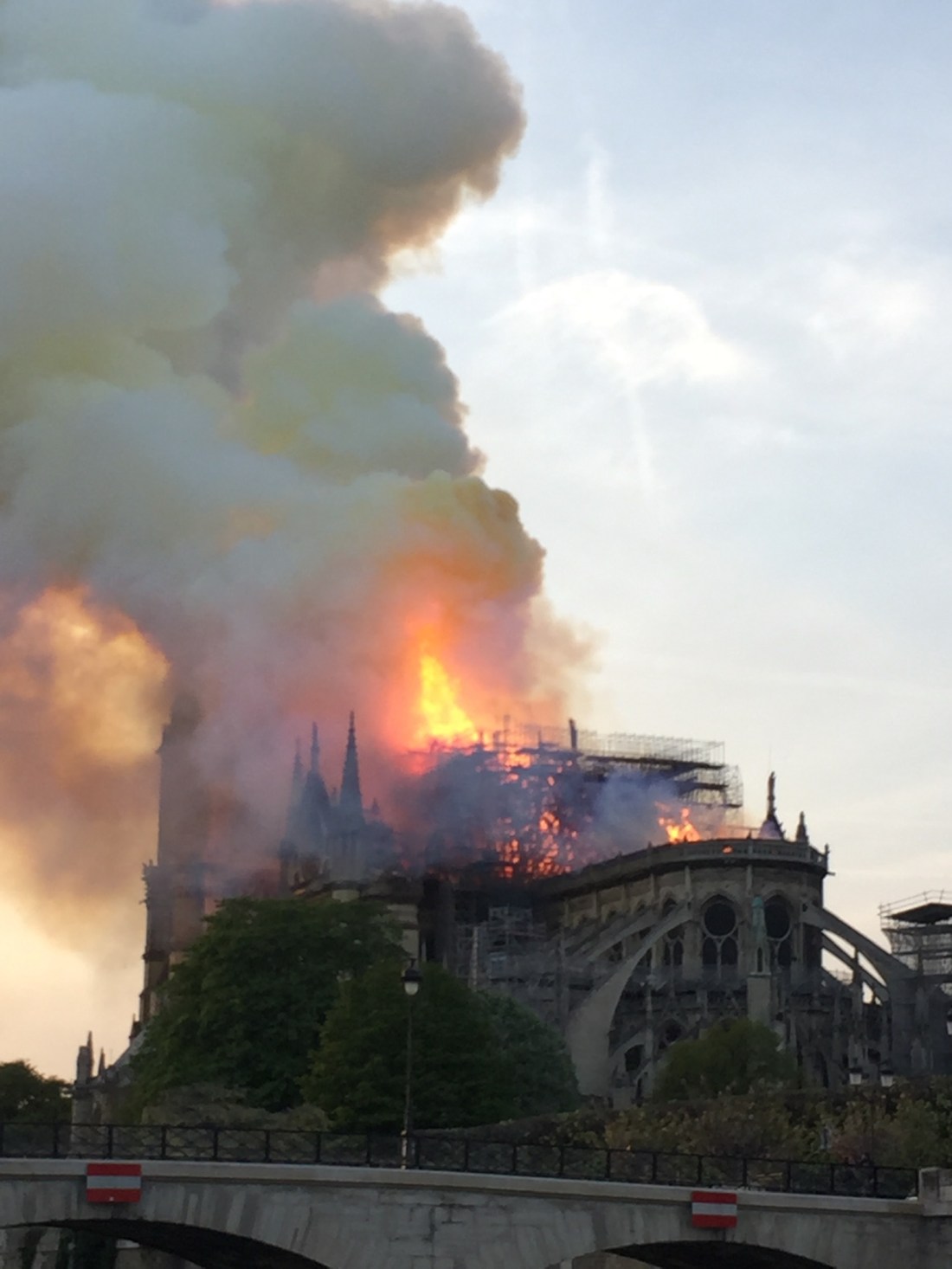 AA3CADD1-C06E-4ED8-989E-8849CA281E3D